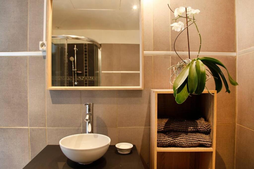 Maison De Charme Renovee Villa Cucuron Ngoại thất bức ảnh